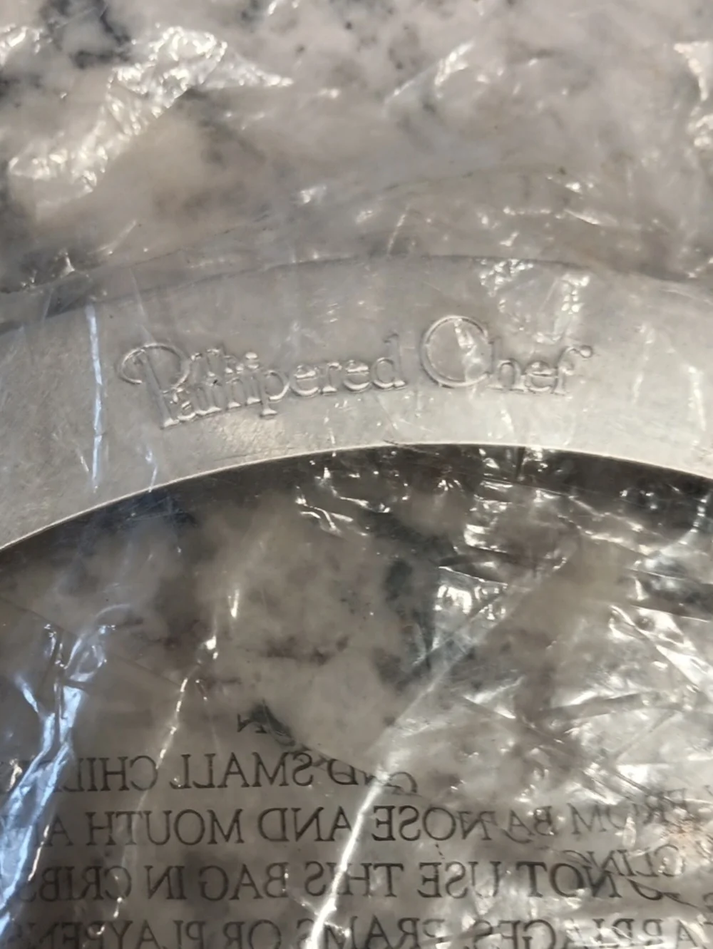 Pampered Chef Silver Metal Crust Cover
